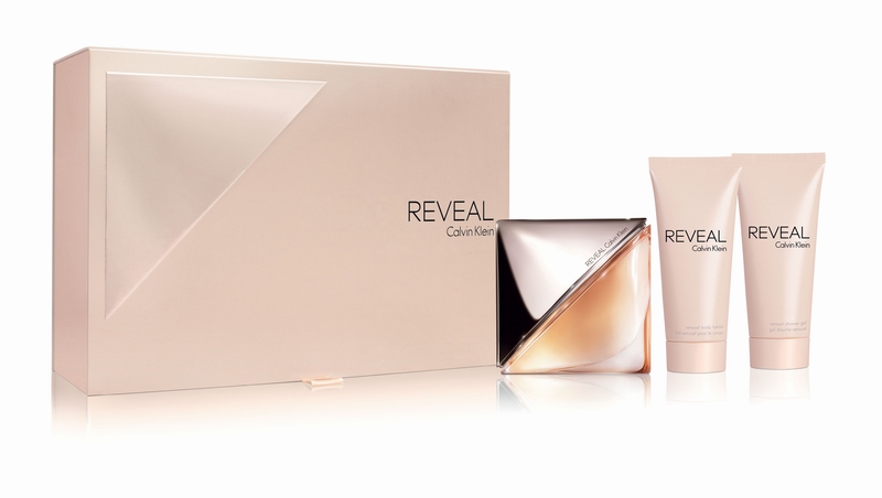 Calvin Klein Reveal for her - Gift set AED 504