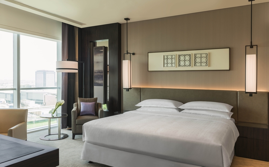 Sheraton Grand Hotel, Dubai_Executive Suite Bedroom