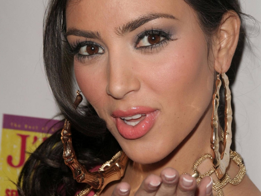 Kim-Kardashian-101
