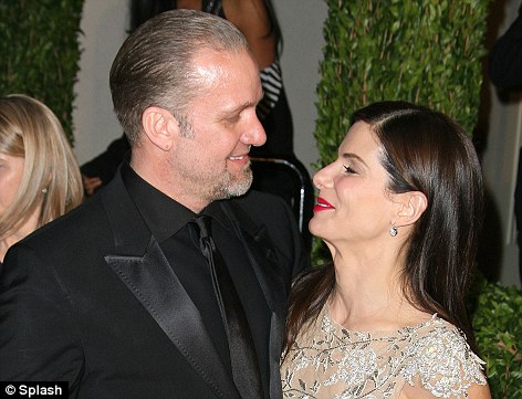 article-1306993-0AF31B6A000005DC-116_472x361