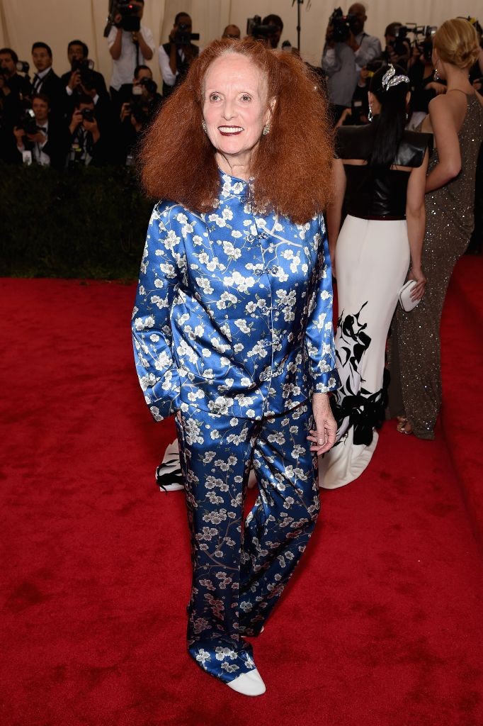 resized_Chapter-Fifty-Grace_Coddington_chinese-silk-pajamas-dress-met-gala-2015