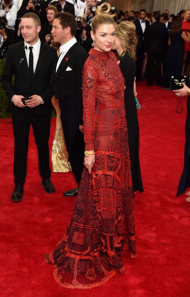 resized_Jessica Hart Wearing Carrera y Carrera at the Met Gala