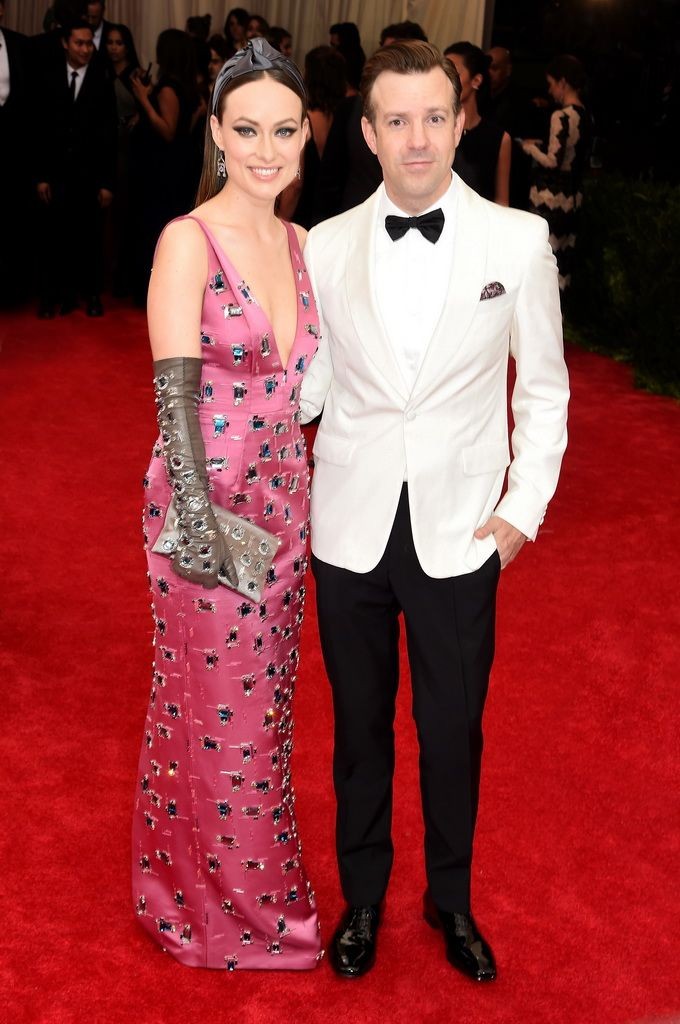 resized_Olivia Wilde_Jason Sudeikis_PRADA_2015 Metropolitan Museum's Costume Institute Gala_May 4 2015