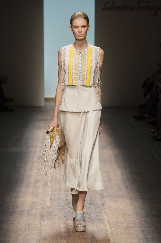resized_Spring-2015-Woman-Fashion-Show-Salvatore-Ferragamo