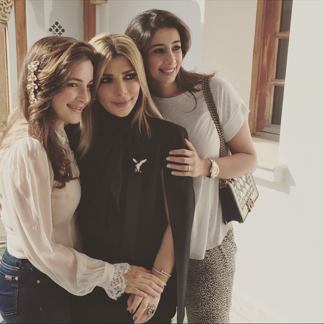 11358096_457822061053995_1997654412_n