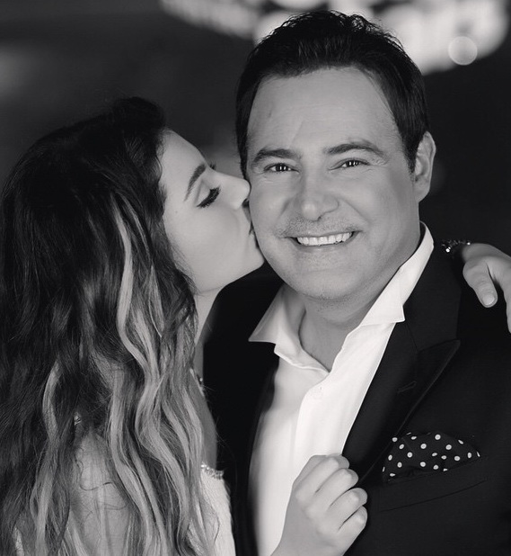 923865_1652523274979704_1501682299_n