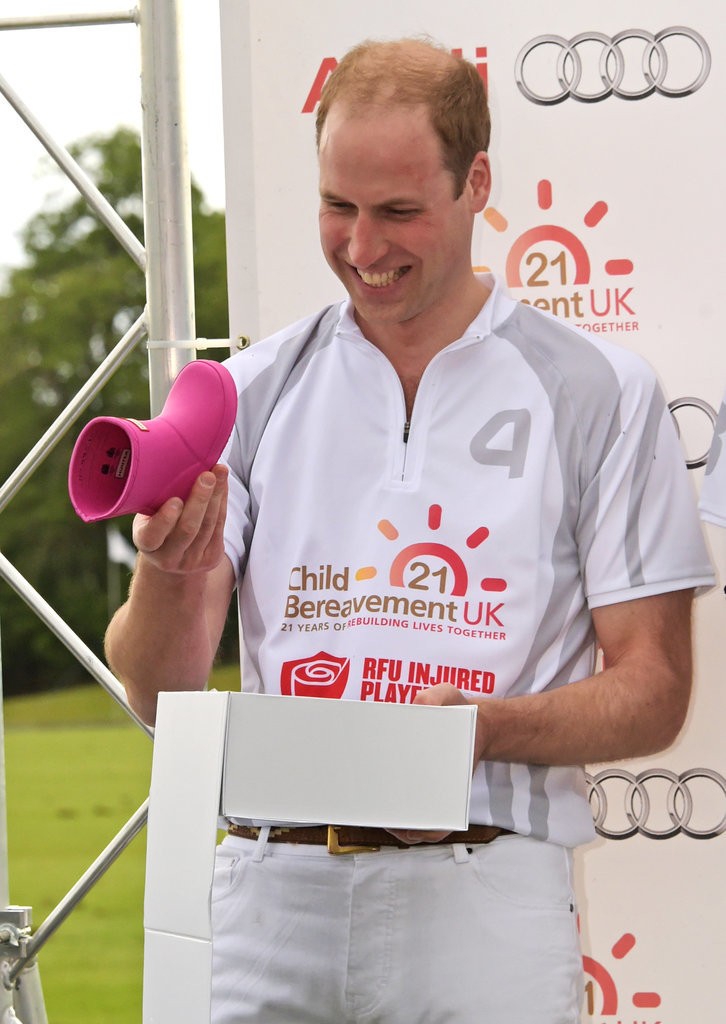 Prince-William-Receives-Rain-Boots-Princess-Charlotte