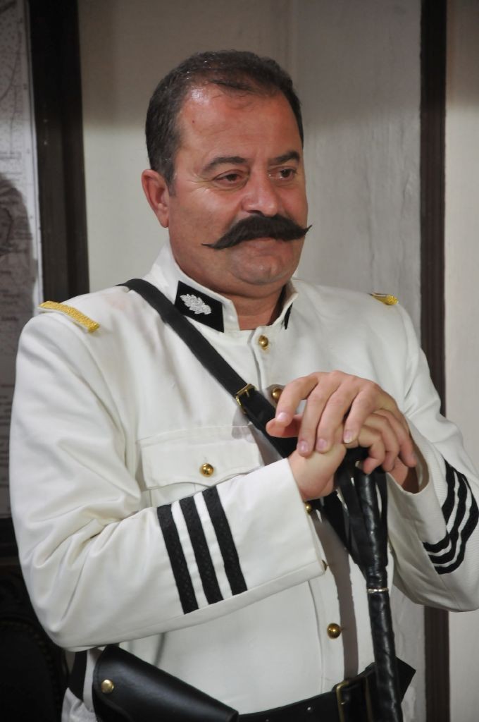 resized_MBC Group Ramadan 2015- Bab Al Hara 7 (3)