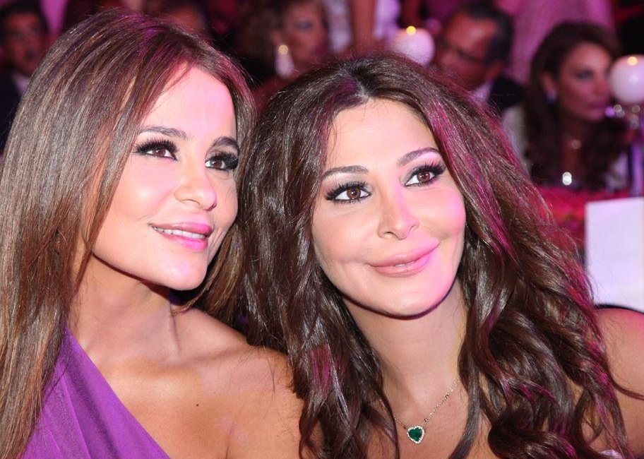 اليسا و كارول (1)