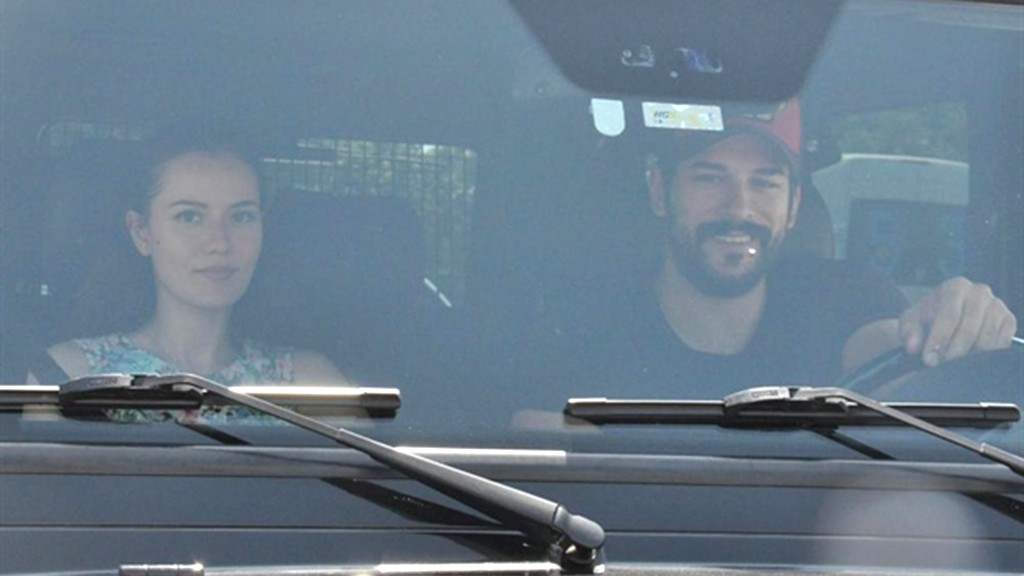 بوراك أوزجيفيت وإفجان (7)