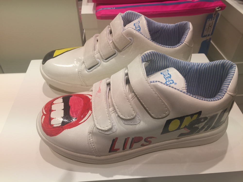 Monkies - shoes