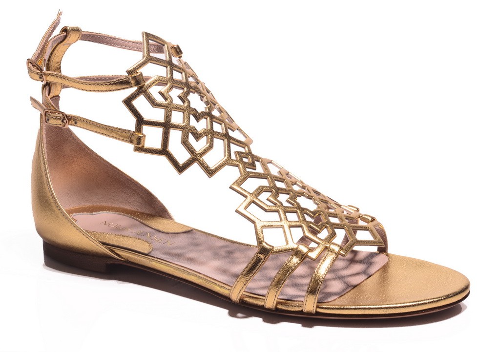 Nour Jensen نور جنسن لدى ليفل ملتقى الأحذية  Level Shoe District (4)