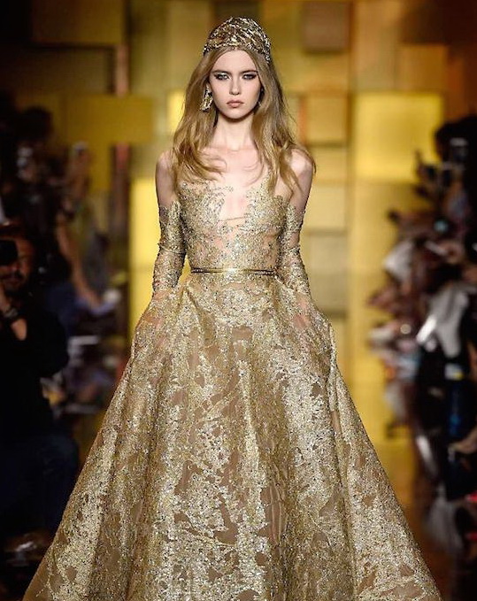 elie-saab-boca-do-lobo7