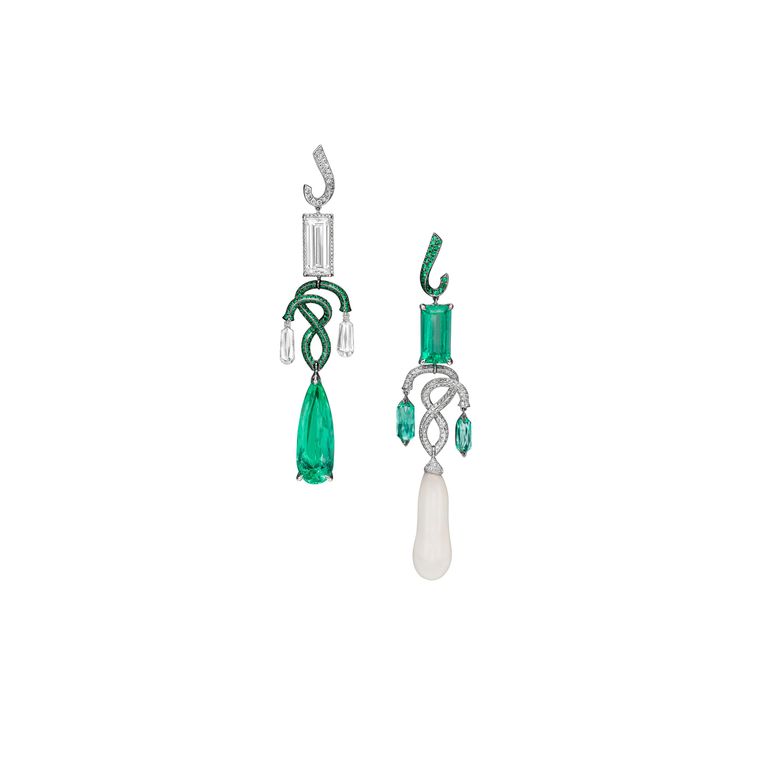 rare_pearls_boghossian_clam_natural_pearl_emerald_and_diamond_earrings