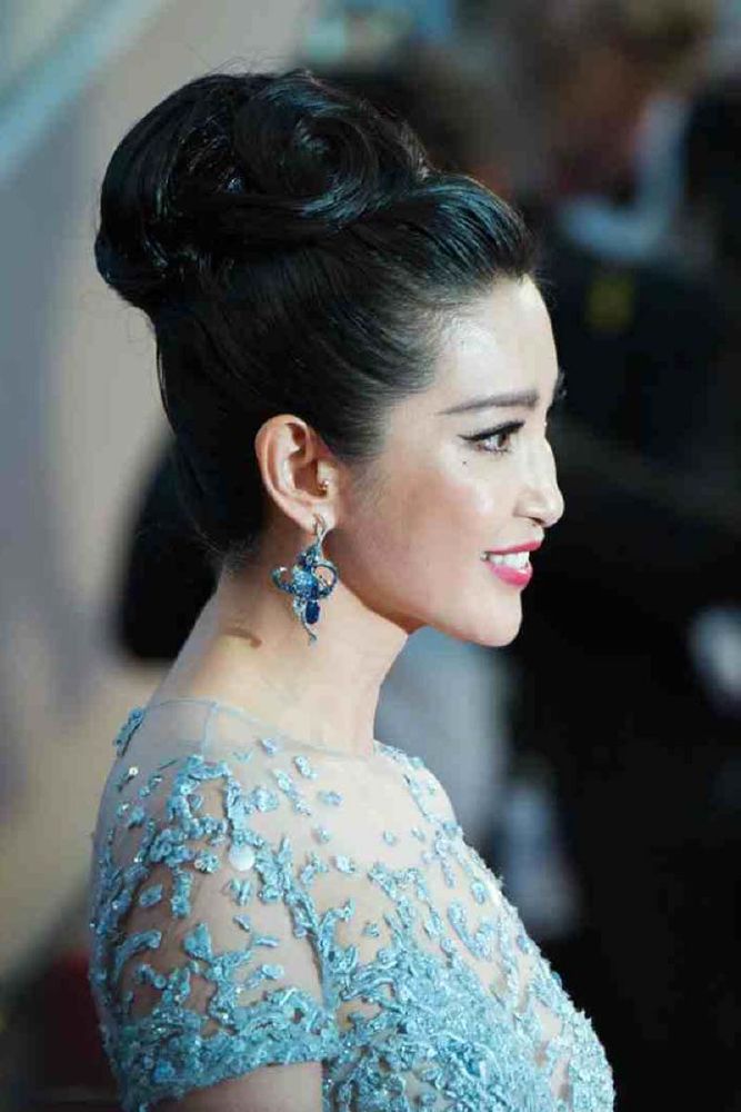 resized_Cake-filed-with-Li-Bing-Bing