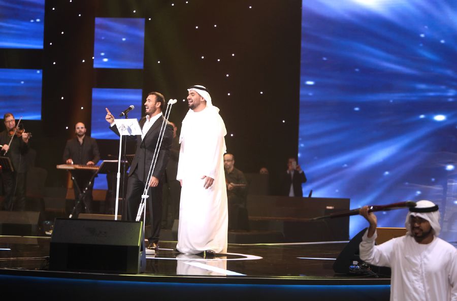 resized_Platinum Records- DSS 2015- Hussain Al Jassmi & Kadim Al Saher Duet (1)