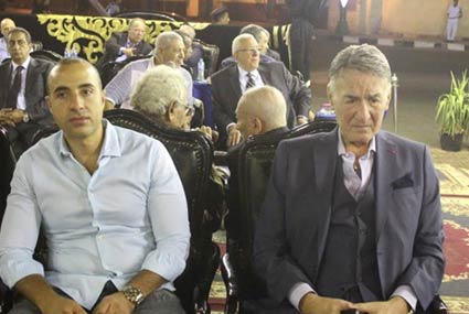 عزت أبو عوف (1)