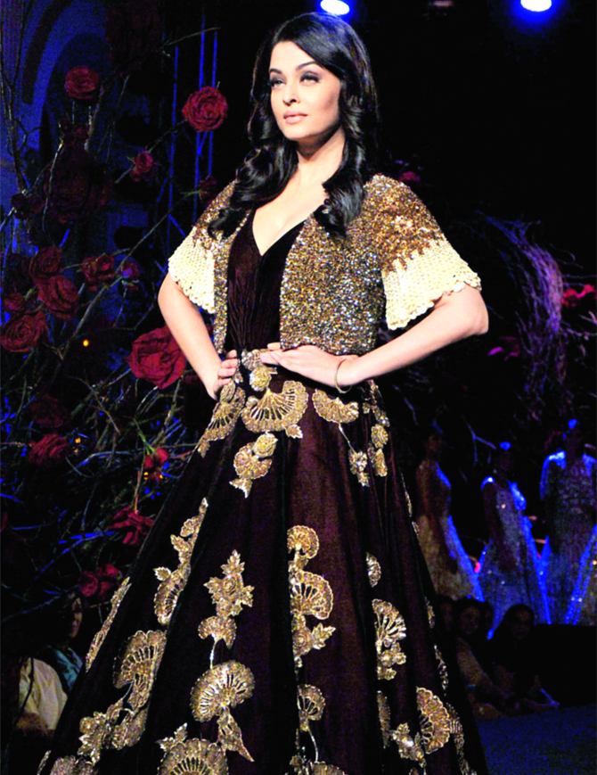 04Aishwarya-Rai