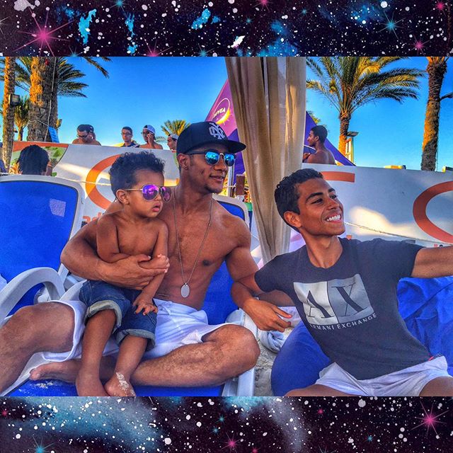 11821070_447709415409373_998507211_n