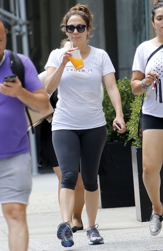 Jennifer-Lopez-Crush-Gym-T-Shirt (2)