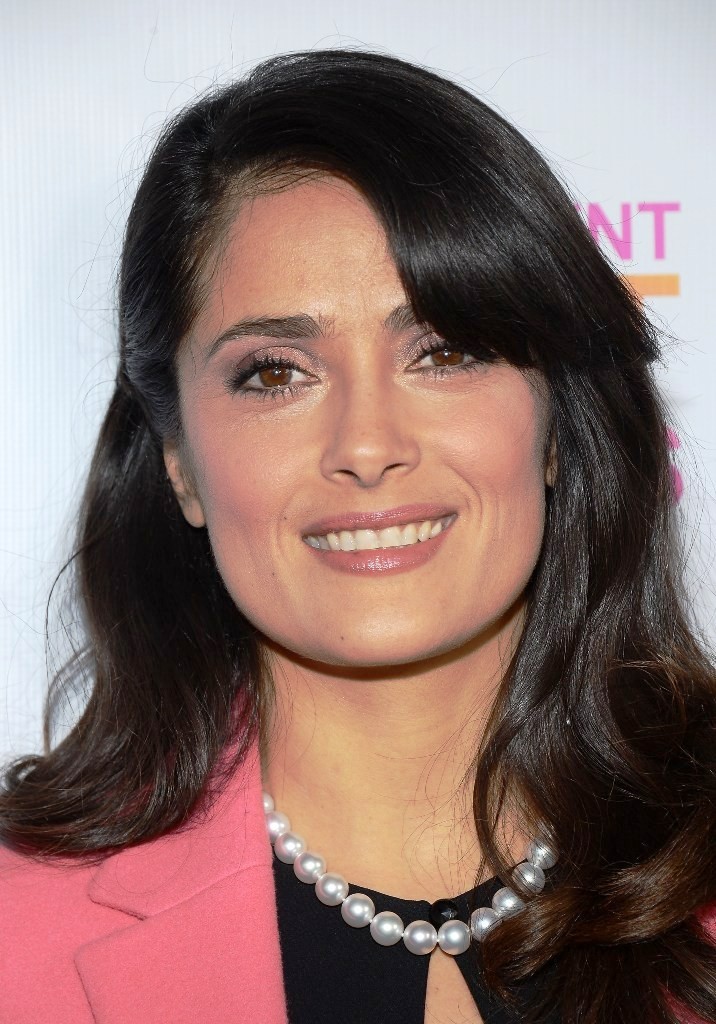 Mikimoto Necklace - Salma Hayek