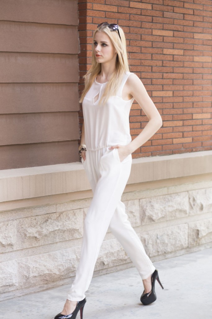 New-Fashion-Chiffon-Jumpsuit-for-Women-White-Black-Sleeveless-O-Neck-Jumpsuits-Seethrough-Soft-Romper-Long