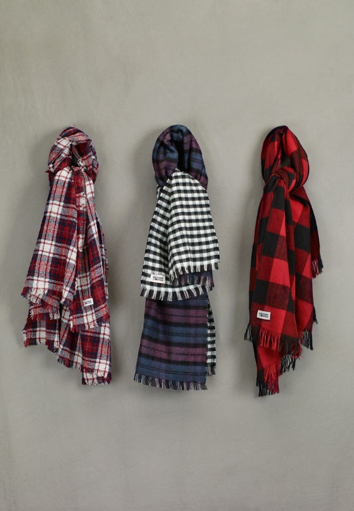 resized_Scarfs 02