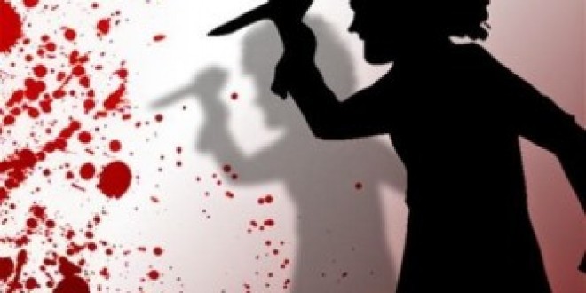 أم تحاول قتل ابنتها في حديقة عامة