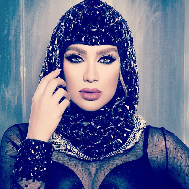 الحجاب والشورت القصير