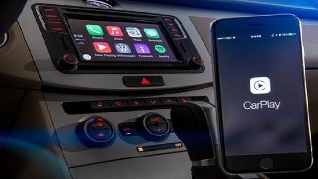 فولكس واغن تطلق سيارتها المتوافقة مع CarPlay (2)