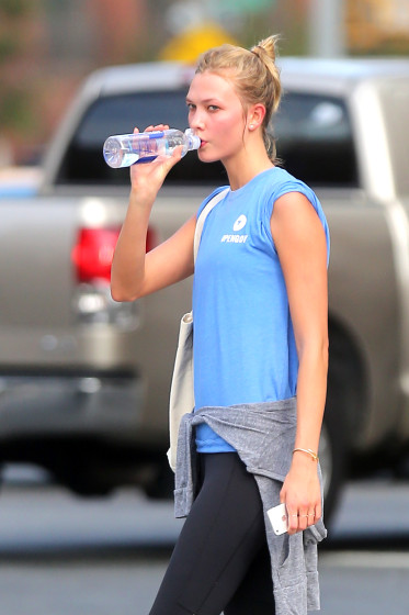 Model Karlie Kloss keeps hydrated after workout