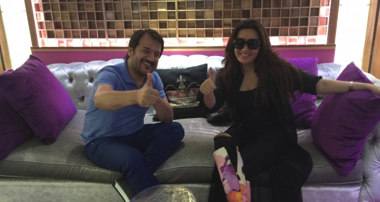 لطيفة تفاجأ الجمهور في برنامج ريلاكس (2)