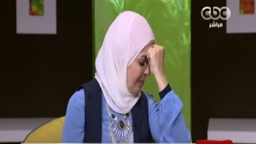 منى عبد الغني (2)