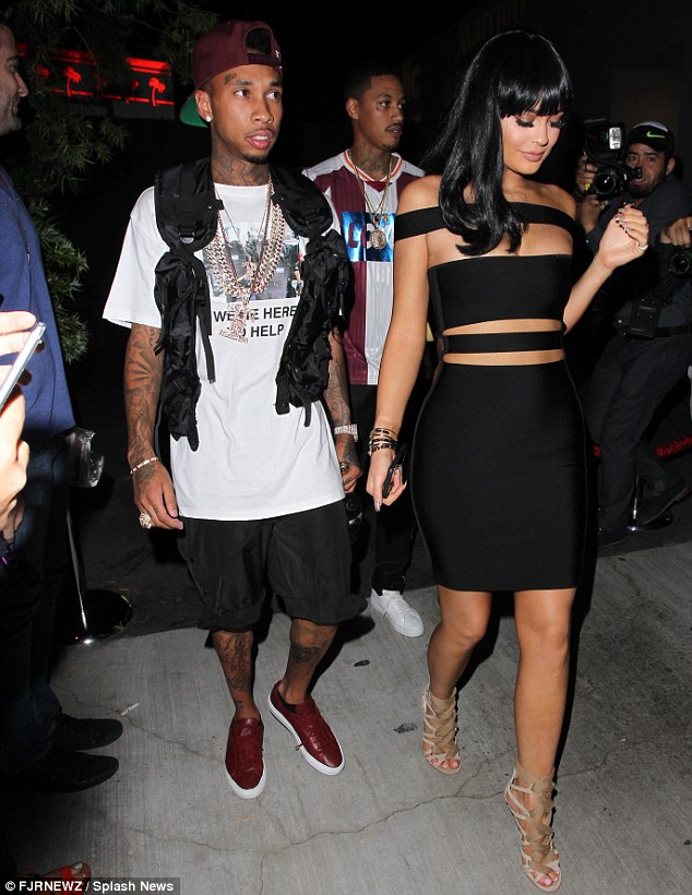 2BD869D000000578-3216765-image-m-76_1441026892399