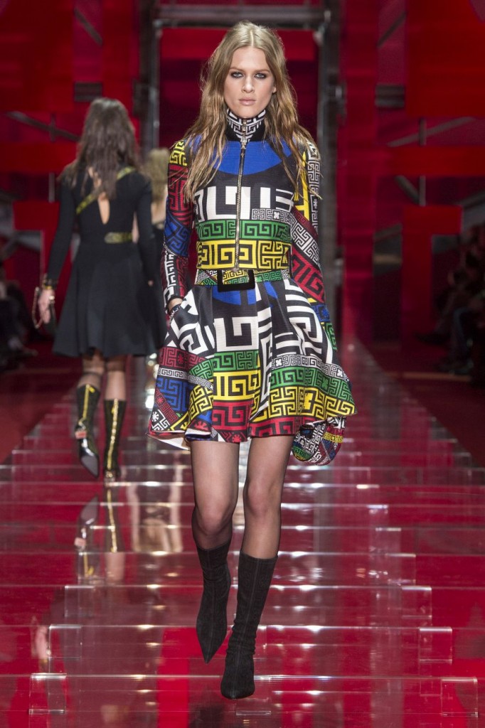 Versace Women's Fall Winter '15-'16 Look 20