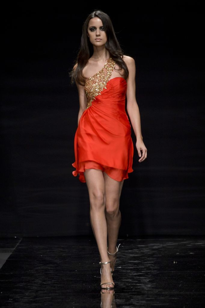 resized_24-Rani Zakhem  For the love of  Lola-Lola    Couture FW 15-16 - Rome