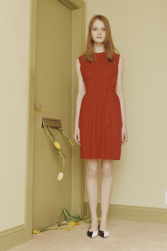 resized_Victoria, Victoria Beckham Autumn Winter 15 - 014