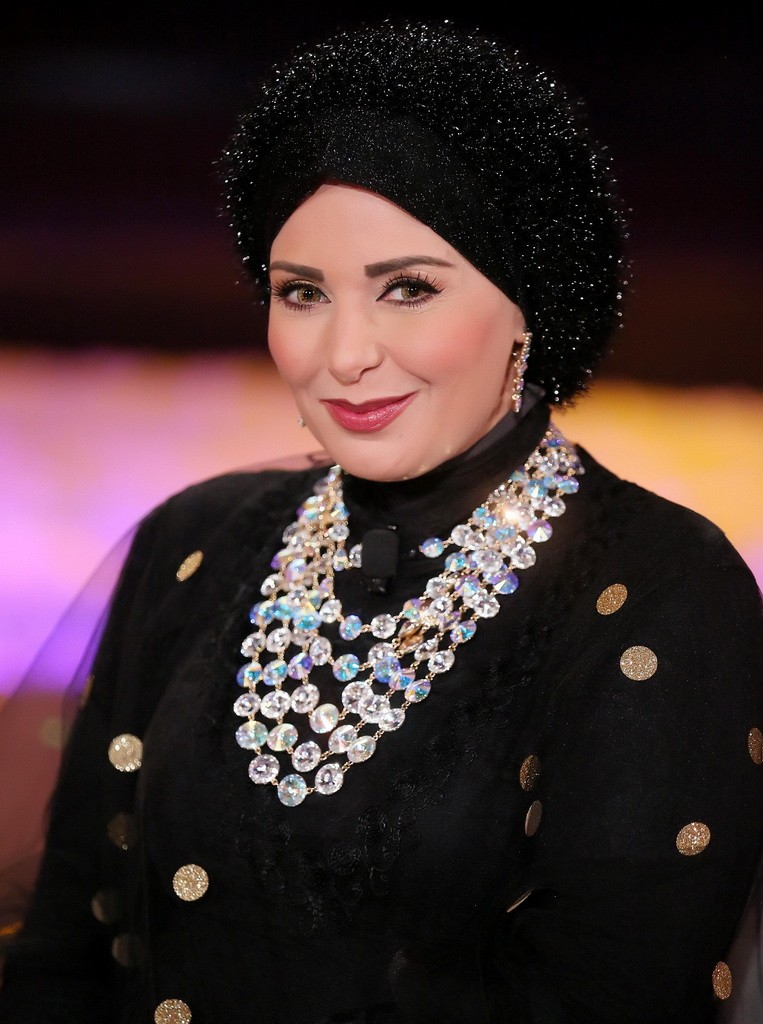 1 رئيسية-  الفنانة صابري