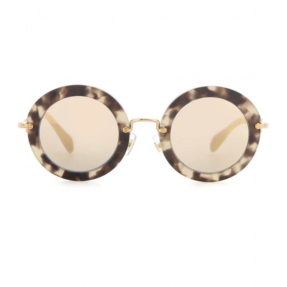 Miu Miu.