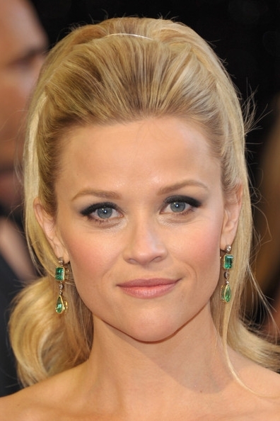 reese-witherspoon-and-35-ct-neil-lane-emerald-and-diamond-earrings-gallery