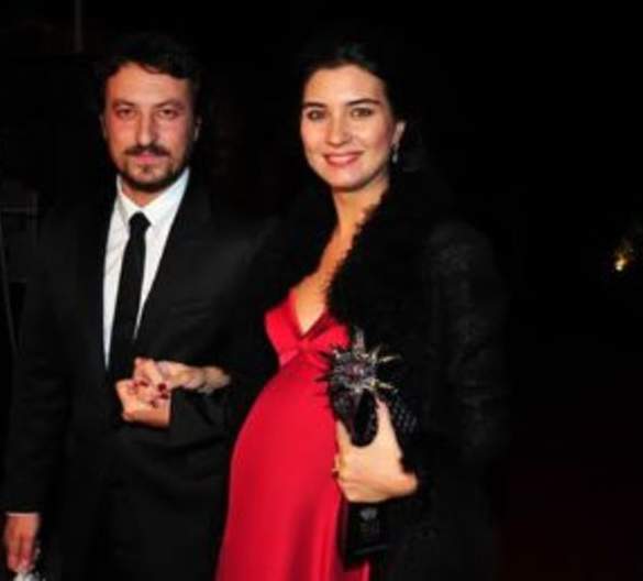 أونور صايلاك وزوجته