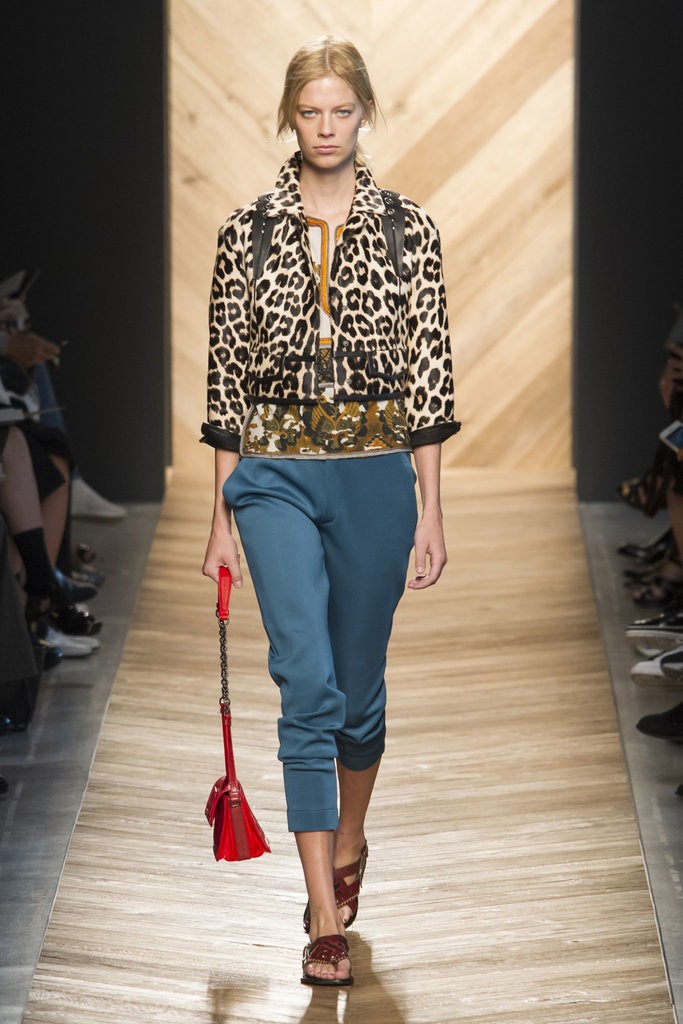 السترات التي تشبه شكل الصندوق من Bottega Veneta
