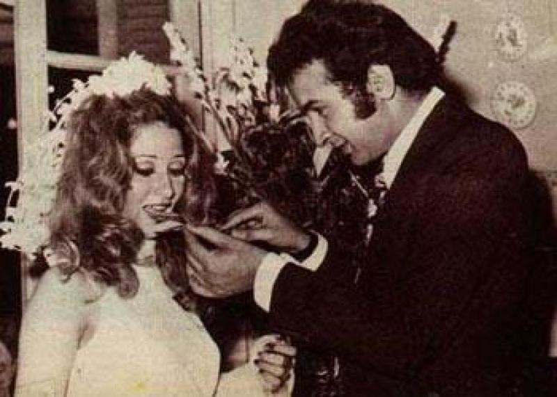 نور-الشريف-وبوسي-في-زفافهم