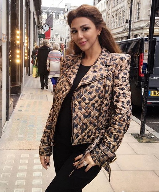 12292774_118854431815805_112730761_n