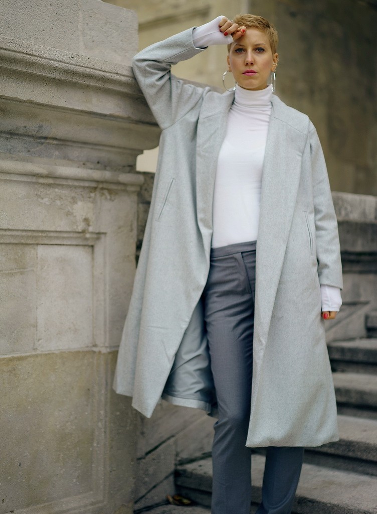 Long coat1