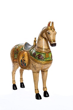 TALL-GOLDEN-HORSE 1100AED