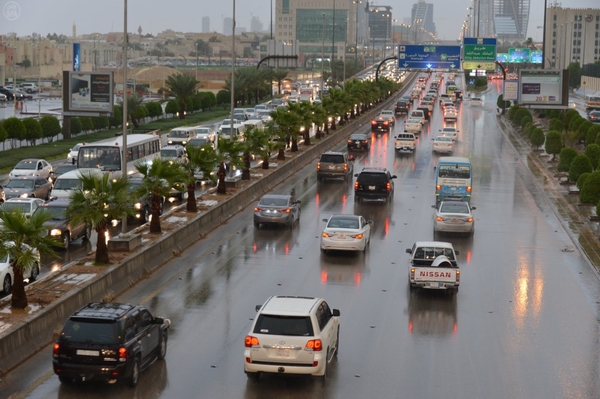 ازدحام الطرق بالرياض