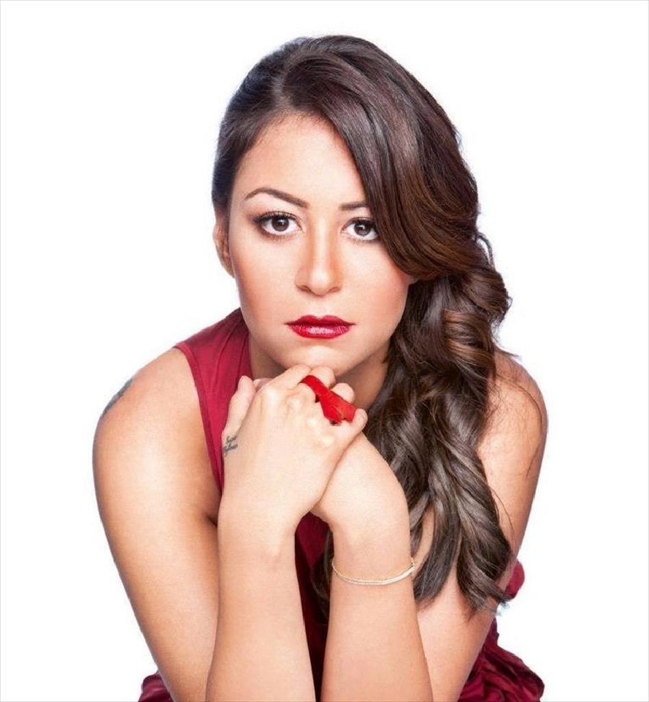 منة-شلبي-2-948x1024-948x1024-948x1024-948x1024