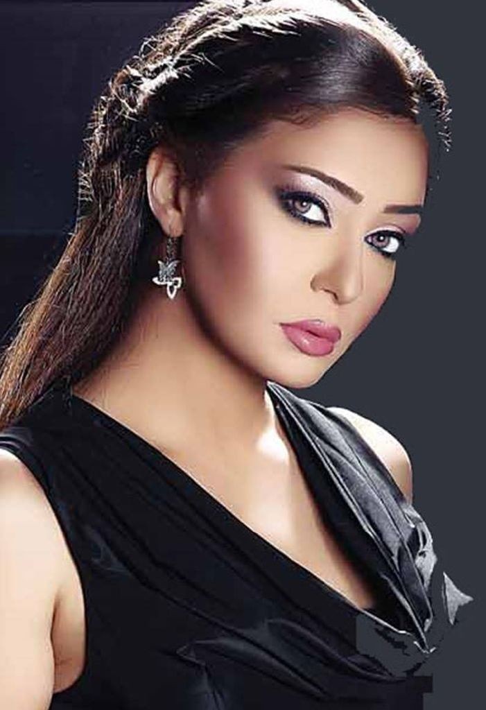 ميرنا المهندس (2)