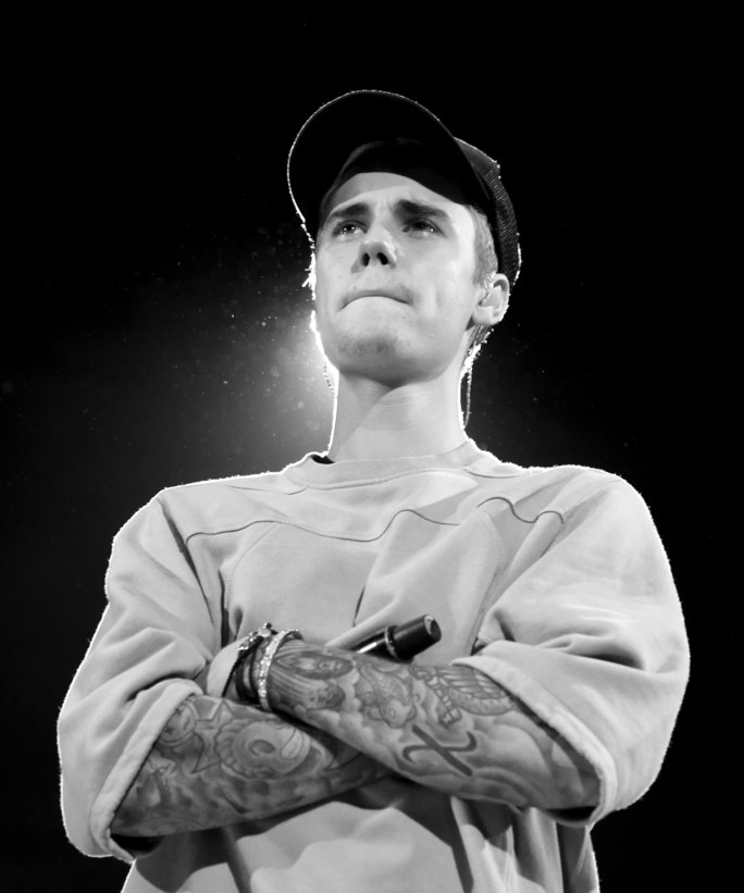 An Evening With Justin Bieber - Performances